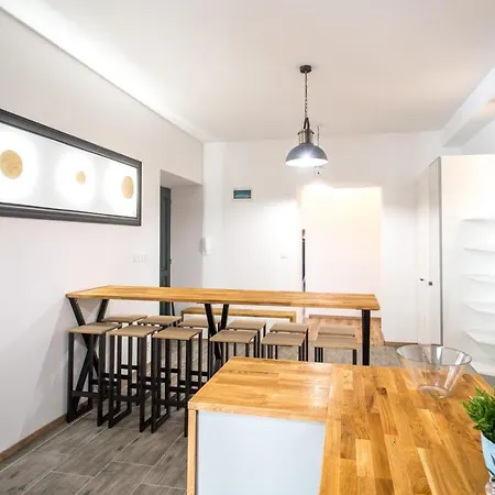 K&d Super Big 5 Apartment *